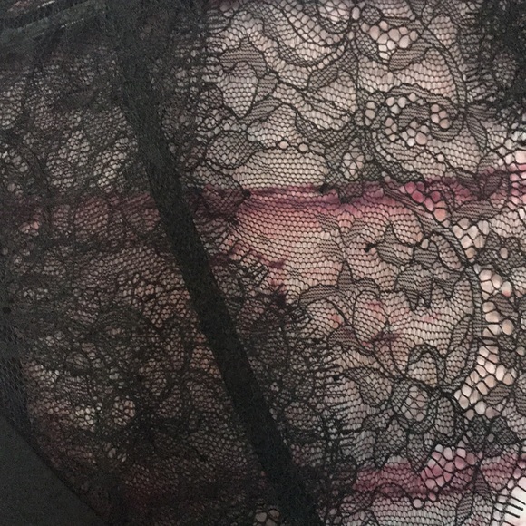 Express’s Black Lace Tank - Picture 5 of 6